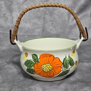 Japanese‎ Ceramic Serving Bowl Floral Handpainted Wood Handle